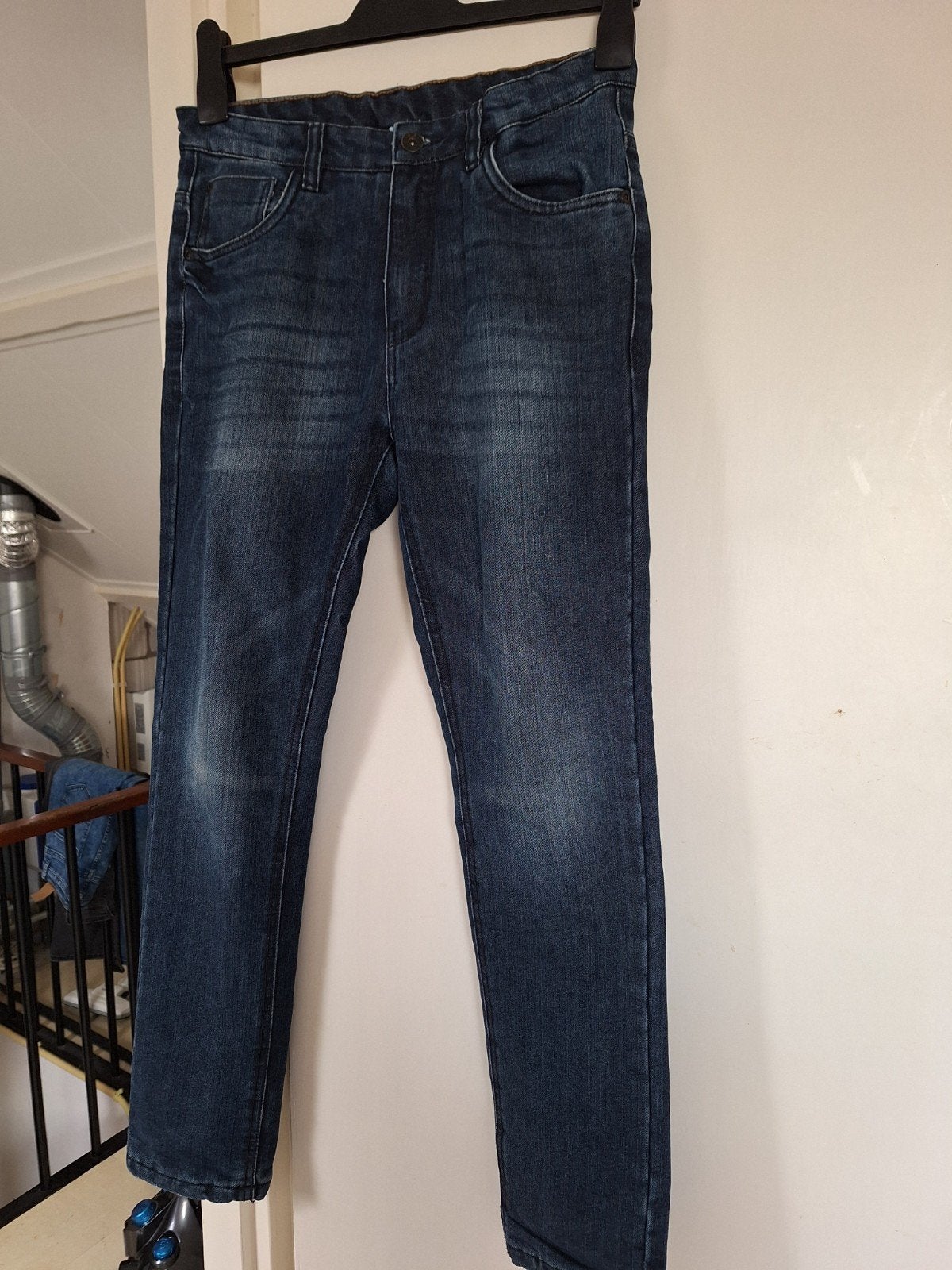 Stoere donkerblauwe spijkerbroek maat 158, Kinderen en Baby's, Kinderkleding | Maat 158, Broek, Gebruikt, Ophalen of Verzenden