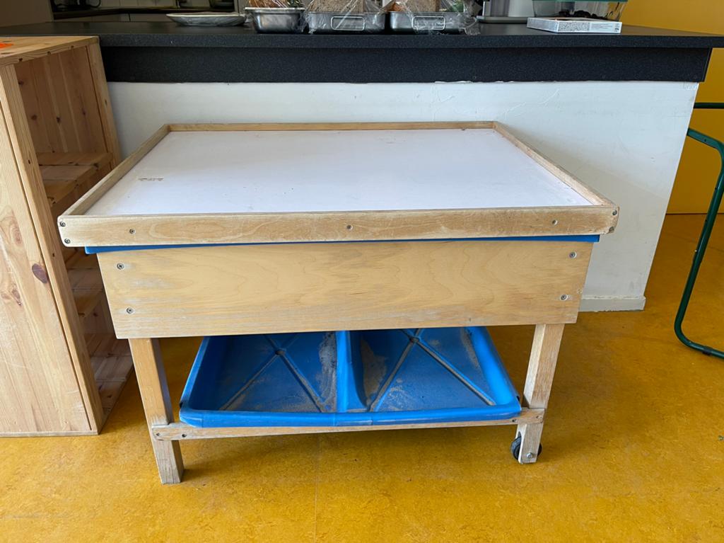 Zand/watertafel, Ophalen of Verzenden, Gebruikt, Jongen of Meisje