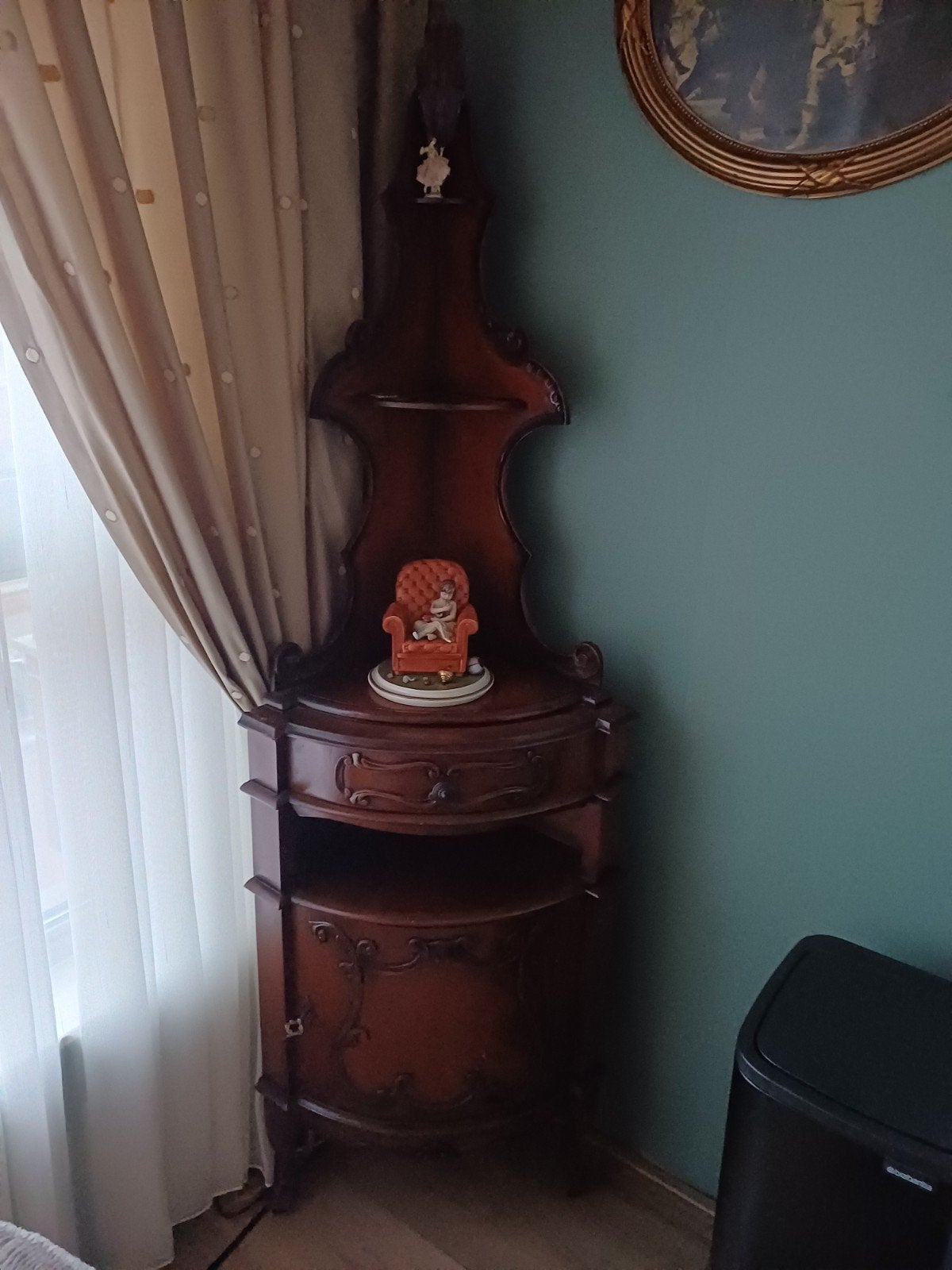 Antieke hoekkast, 180 cm hoog, Ophalen