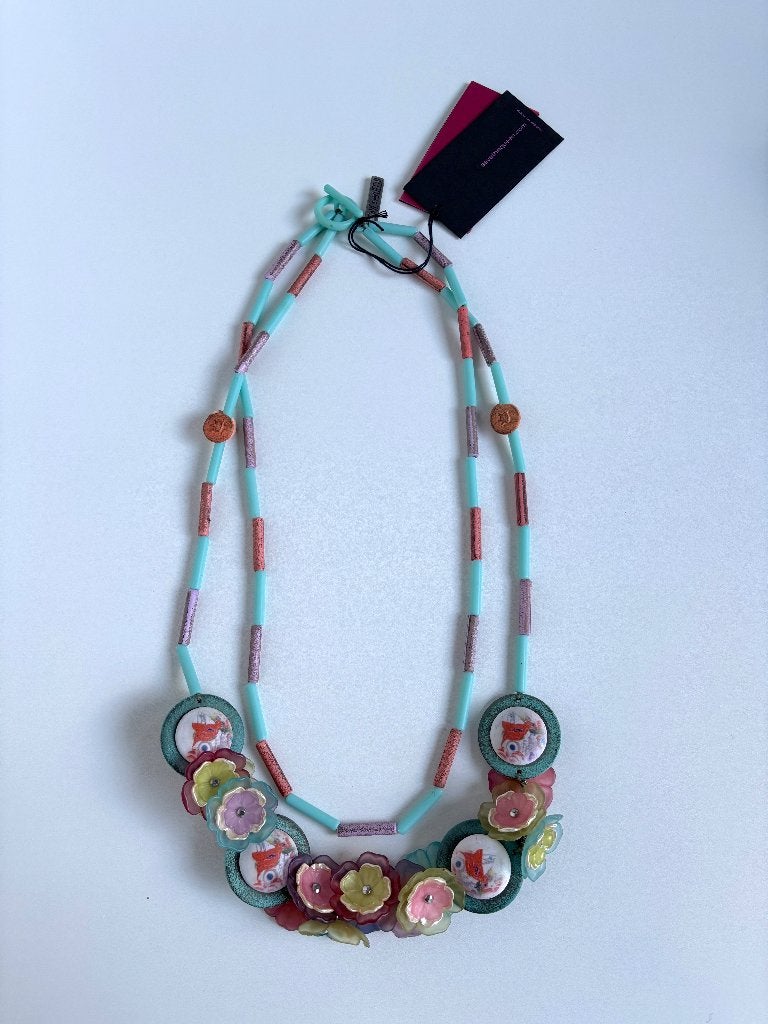 SAVE THE QUEEN Blauw bloem NIEUWE Ketting, Sieraden, Tassen en Uiterlijk, Ophalen of Verzenden, Nieuw, Blauw, Overige materialen