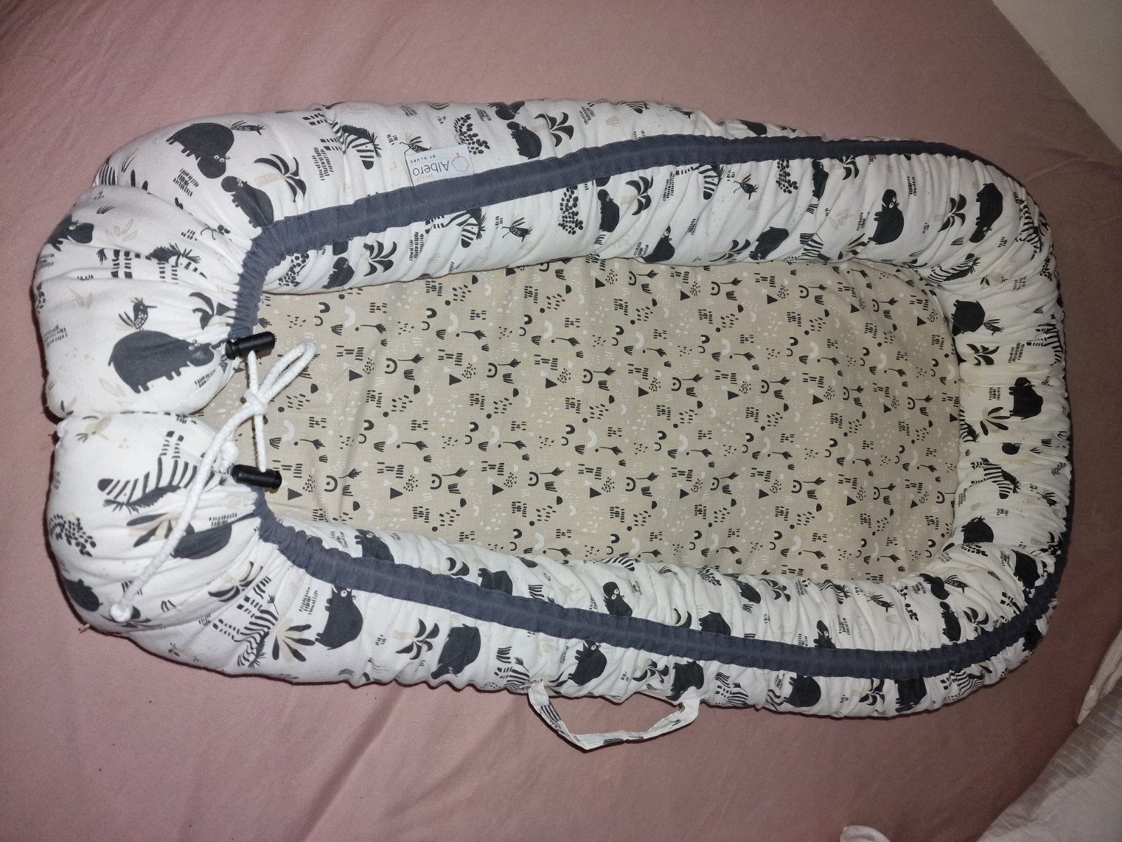 Comfortabel babynestje met leuke print, Ophalen, Zo goed als nieuw, Overige typen