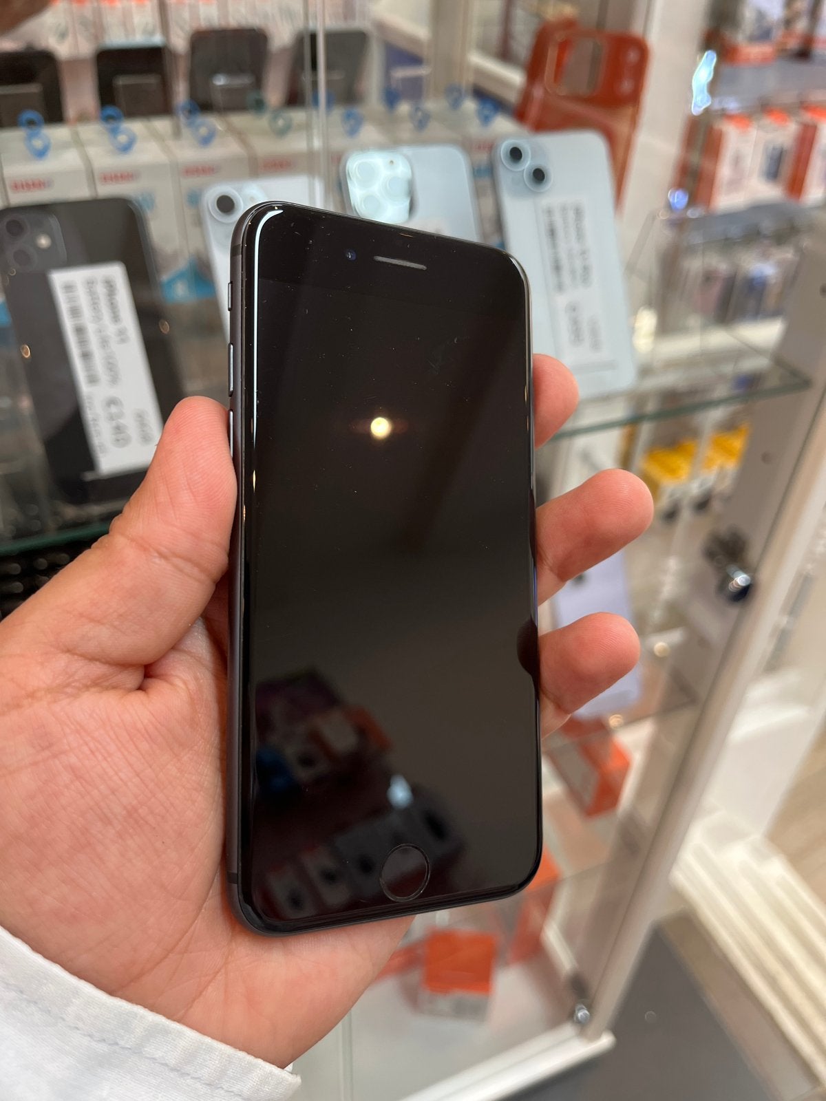 iPhone 8 - Nette en originele staat, 64GB, 84% batterij, Telecommunicatie, Mobiele telefoons | Apple iPhone, Apple, Apple, Zwart