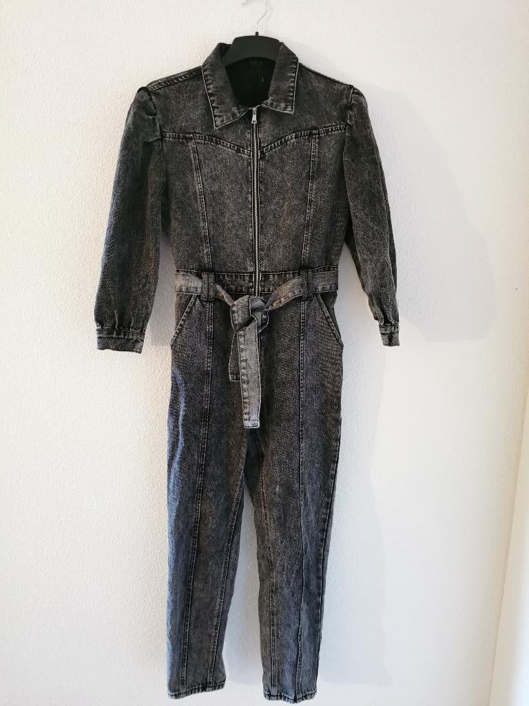 Stoere spijkerstof jumpsuit Maat S, Kleding | Dames, Jumpsuits, Zo goed als nieuw, Maat 36 (S), Grijs, Ophalen of Verzenden