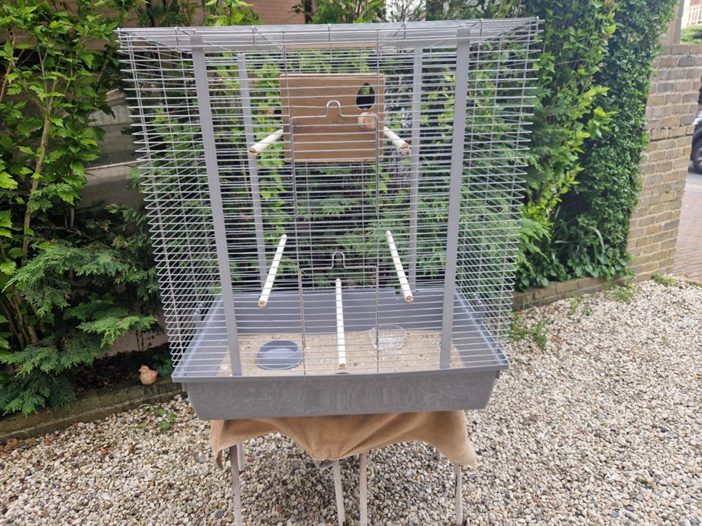 kooi vogelkooi volière vogel agapornis, Ophalen of Verzenden, Zo goed als nieuw, Metaal, Vogelkooi