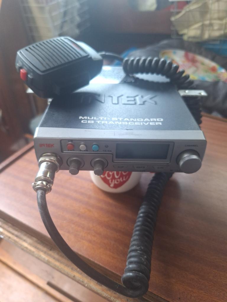 Goede Intek 795 cb radio, Ophalen of Verzenden, Gebruikt, Zender en Ontvanger