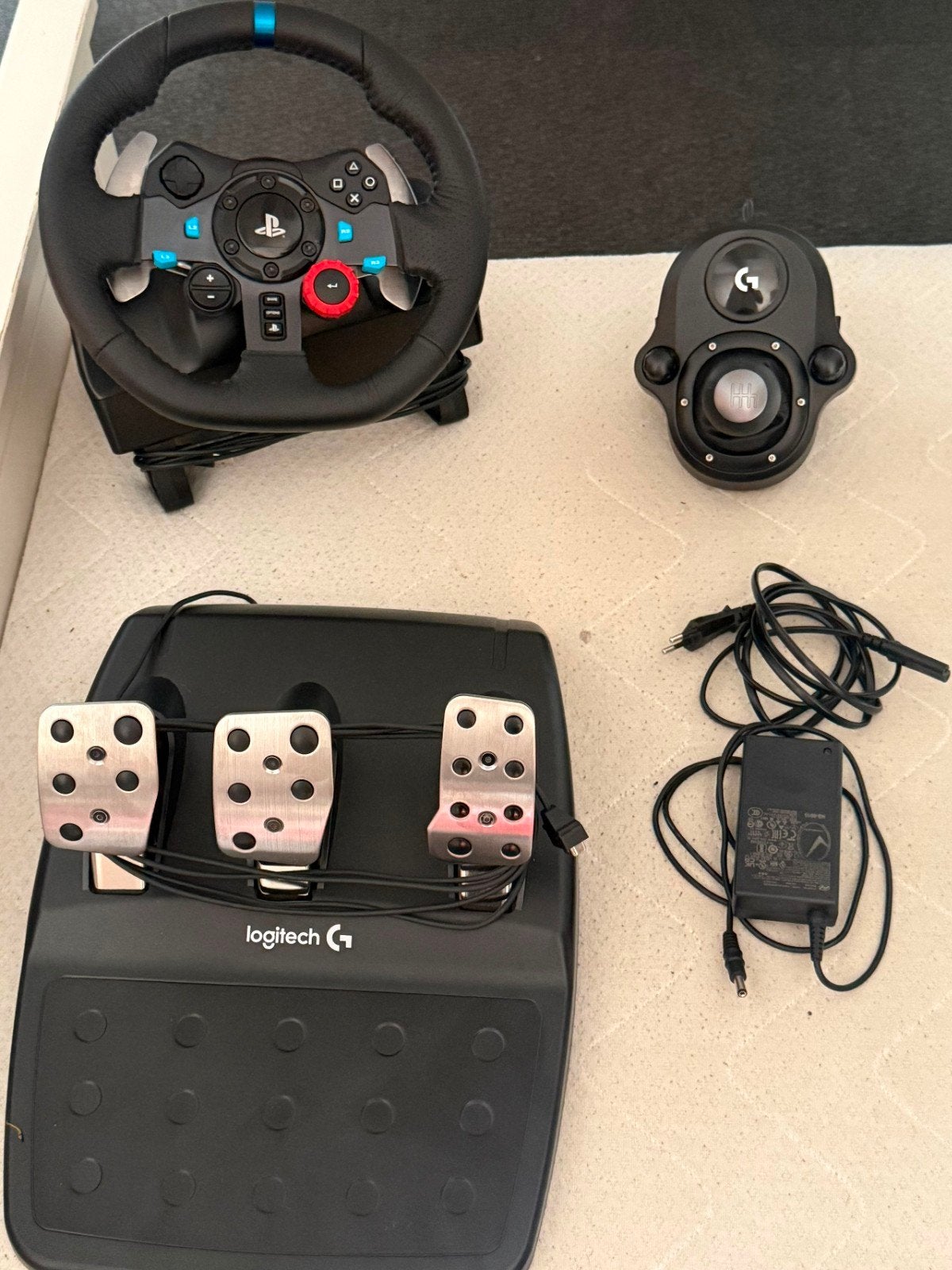Logitech g29, Spelcomputers en Games, Spelcomputers | Sony PlayStation Consoles | Accessoires, Zo goed als nieuw, PlayStation 3