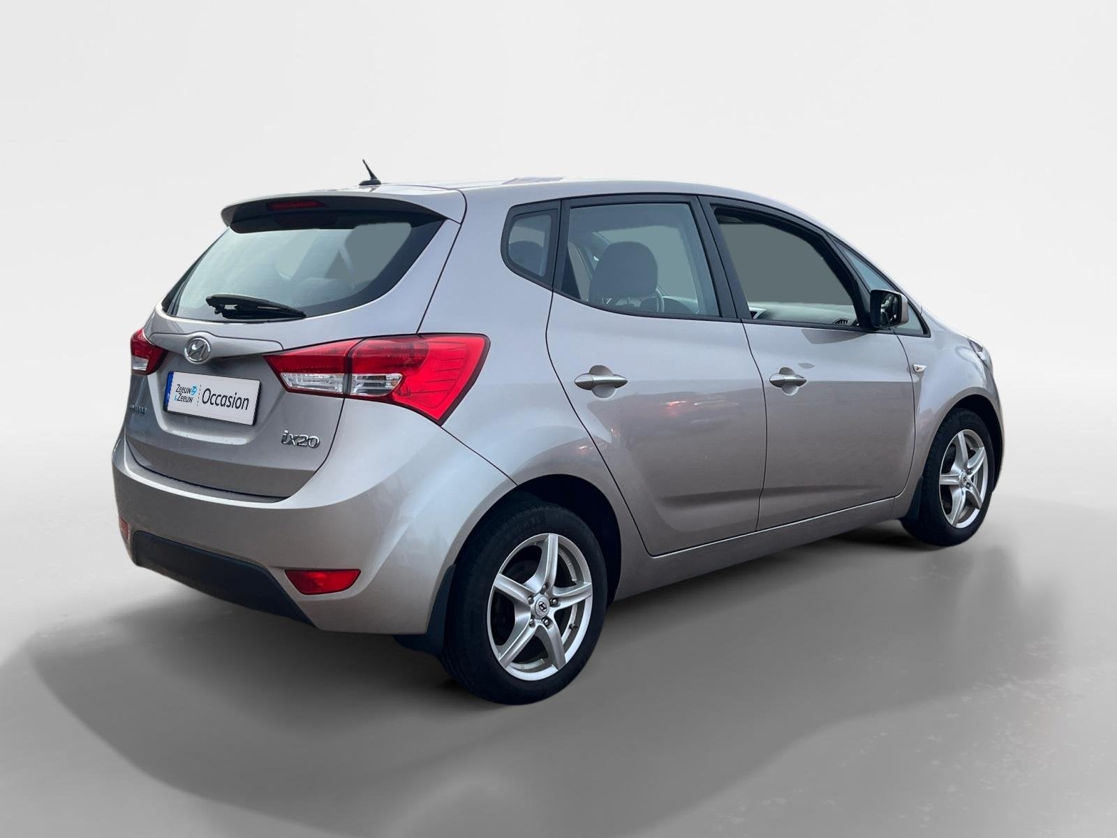 Hyundai ix20 1.4i i-Drive | Airco| Hoog zitter| Lichtmetalen, Stof, Gebruikt, Zwart, 4 cilinders