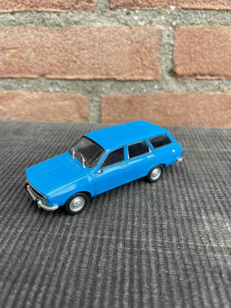 1:43 Dacia 1300 break, Hobby en Vrije tijd, Modelauto's | 1:43, Zo goed als nieuw, Auto, Overige merken, Ophalen of Verzenden