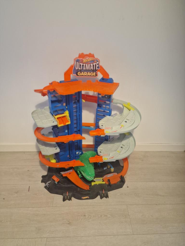 Hot Wheels Ultimate Garage met T-Rex, Ophalen of Verzenden