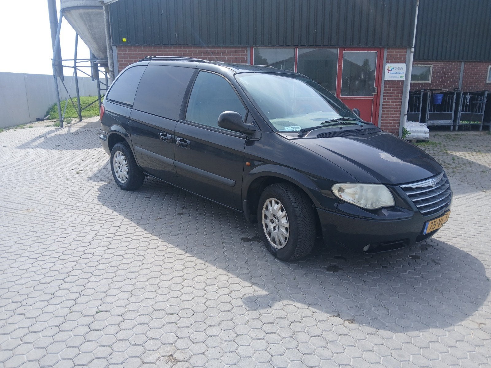 Chrysler Ram Van / Voyager 2.8 CRD AUT 2007, 4 cilinders, Zwart, Diesel, 2 stoelen