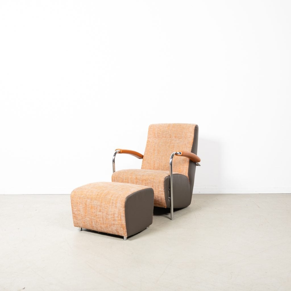 Leolux Scylla Hoog Fauteuil Oranje/Grijs Stof/Leer + Hocker, Huis en Inrichting, Leolux, Zo goed als nieuw, Niet ingevuld, Niet ingevuld