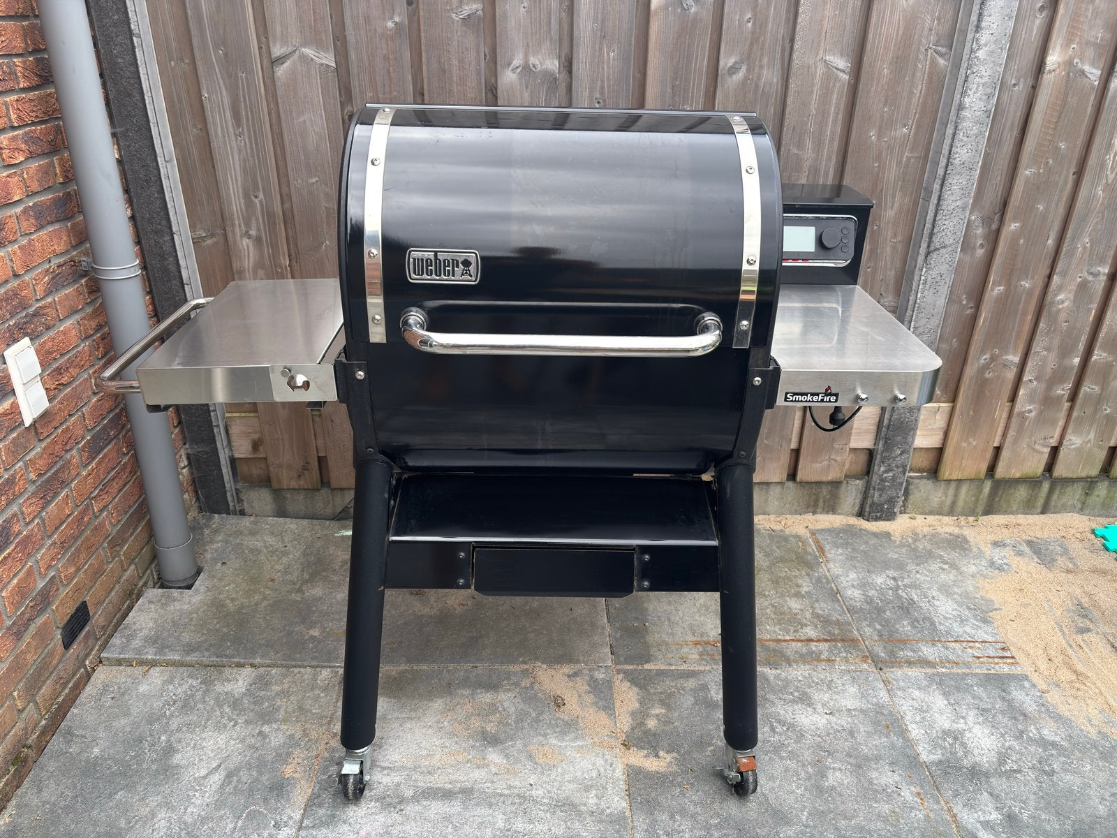 Weber SmokeFire EX4 G2 Pelletbarbecue met hoes en accessoire, Ophalen, Gebruikt