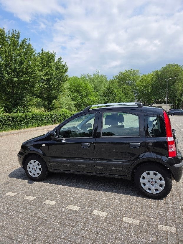 Nette FIAT Panda 1.2 (2011) – Zwart – APK & Beurt mei 2026, Auto's, Stof, 1242 cc, Zwart, Origineel Nederlands