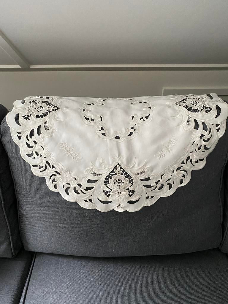 Z.G.A.N. Creme polyester brocante kleedje, doorsnee 57cm, Ophalen of Verzenden