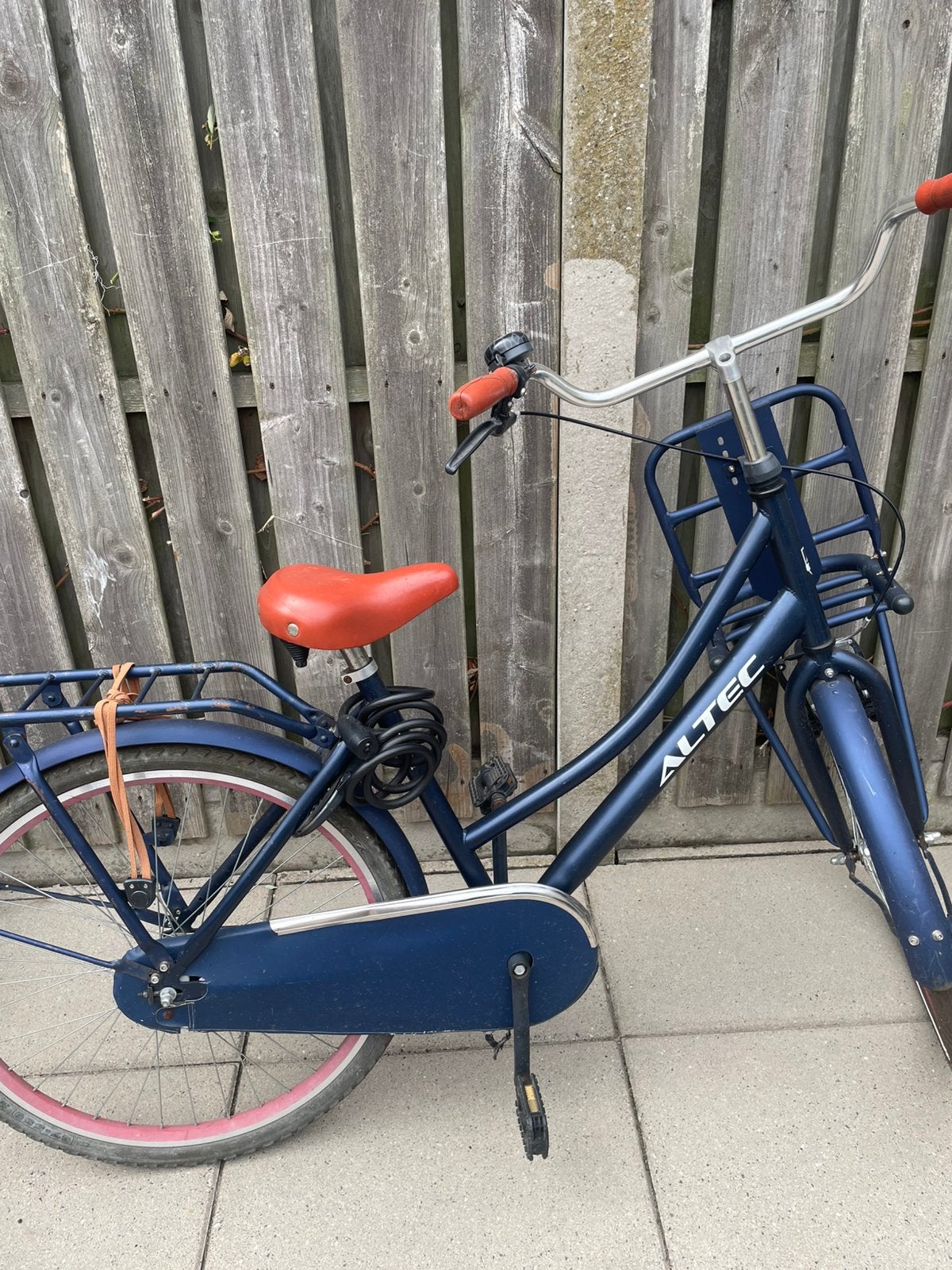 Altec meisjesfiets, Ophalen, Gebruikt