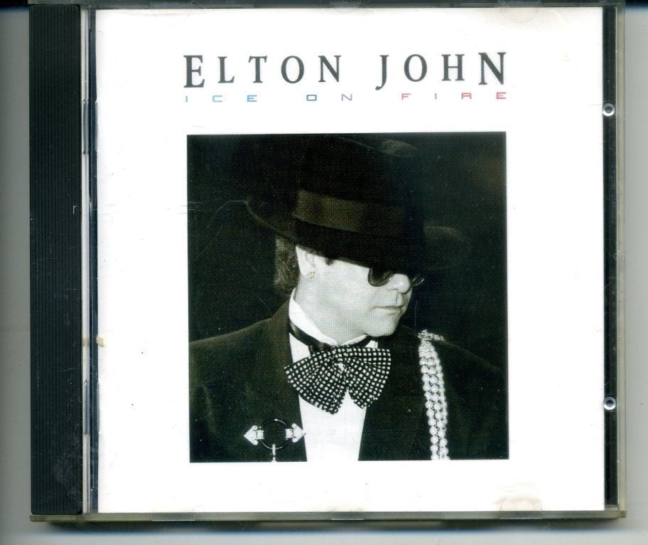 Elton John – Ice On Fire 11 nrs CD 1985 ZGAN, Ophalen of Verzenden, Zo goed als nieuw, Poprock, Inclusief doosje