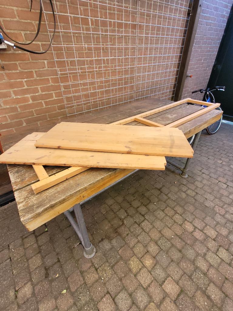 houten legbordstelling, Ophalen, Gebruikt