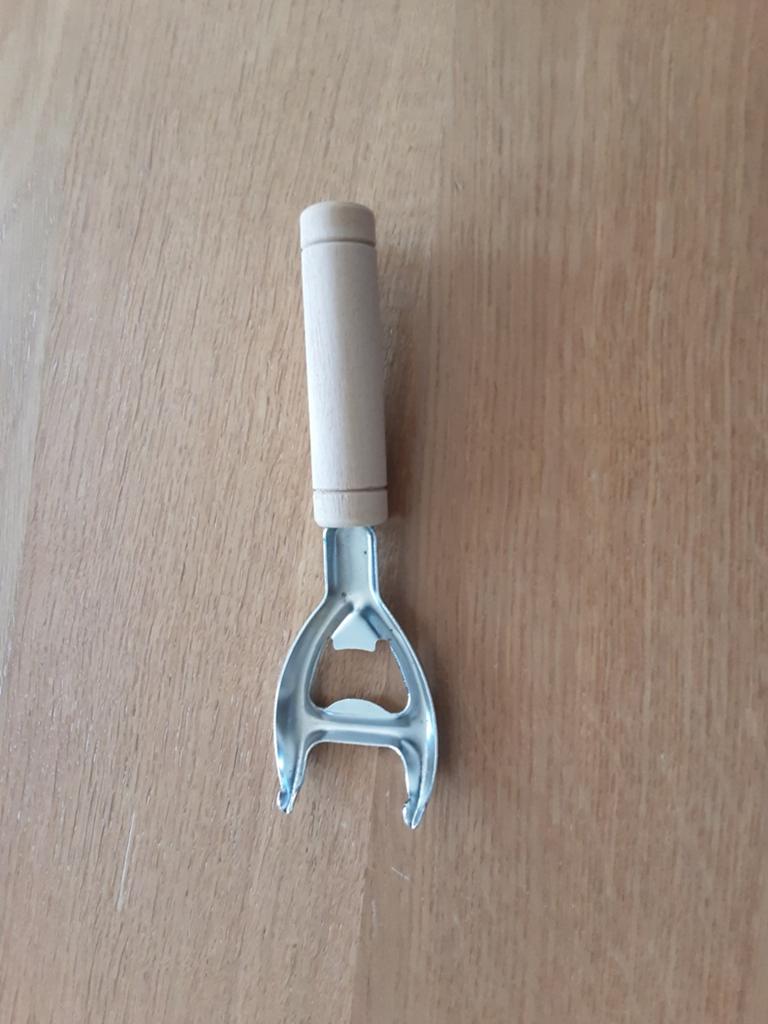 Flessenopener Amstel met houten handvat, Overige typen, Hout, Ophalen of Verzenden, Zo goed als nieuw