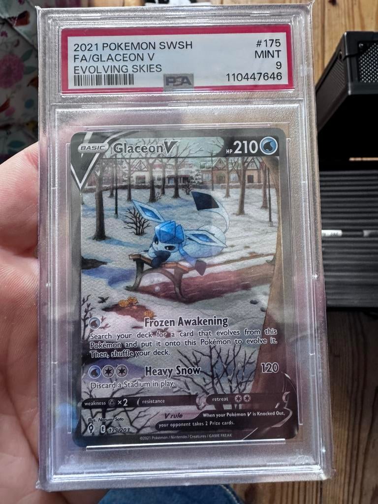 Glaceon V Evolving sky psa9, Ophalen of Verzenden, Zo goed als nieuw