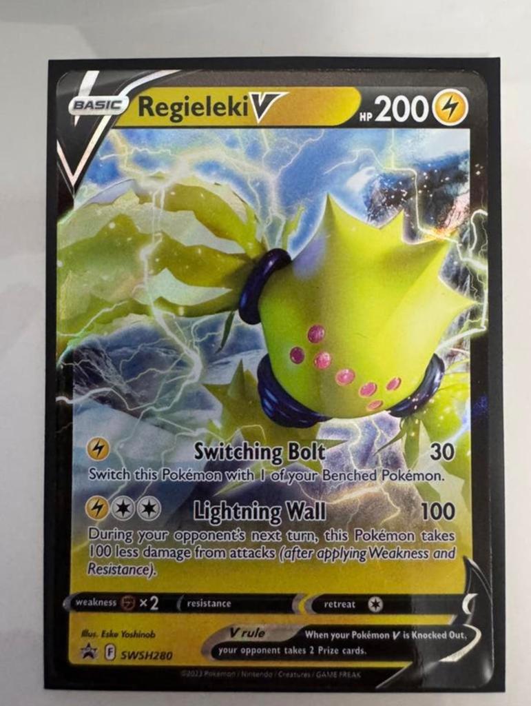 Regieleki V SWSH 280 Pokemon Crown Zenith, Ophalen of Verzenden, Zo goed als nieuw