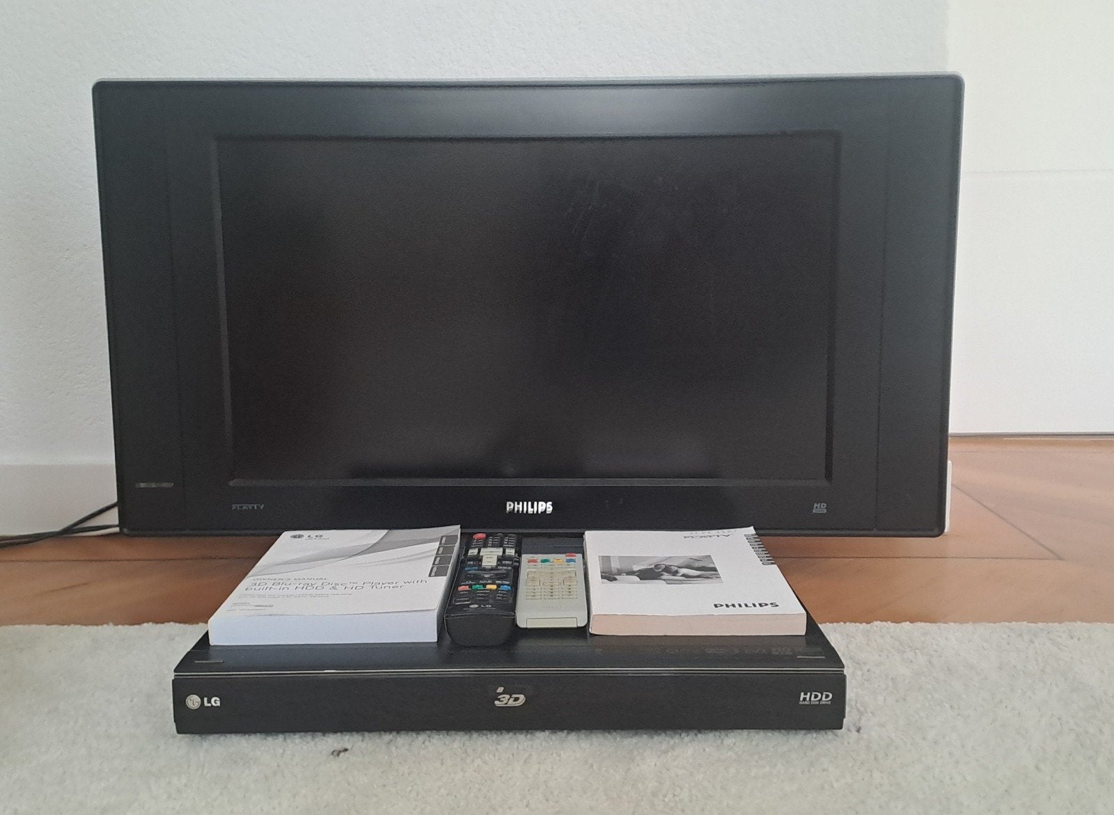 PHILIPS TV + LG BLU-RAY DVD-speler, Audio, Tv en Foto, Televisies, Ophalen, Philips, Gebruikt, 50 Hz