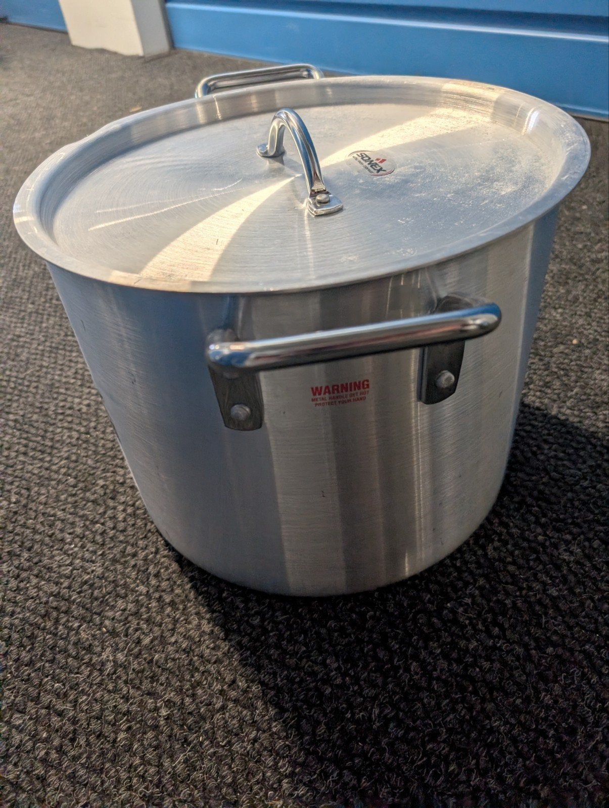 Big cooking pot., Ophalen of Verzenden, Overige materialen, Pot, Bus of Blik
