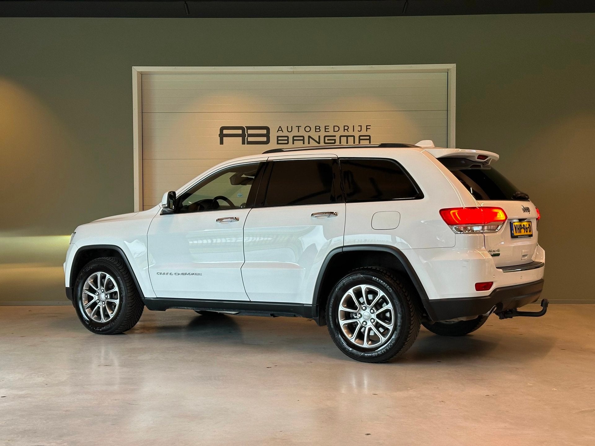 Jeep GRAND CHEROKEE 3.0 CRD V6 AUTOMAAT 4x4 LIMITED-uitv|TRE, Auto's, Automaat, Euro 5, Gebruikt, Zwart