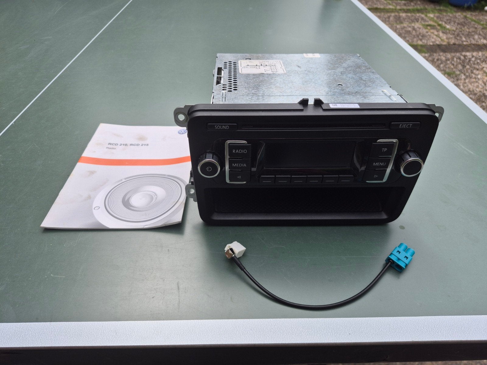 Te koop: originele RCD 210, Auto diversen, Autoradio's, Zo goed als nieuw, Ophalen of Verzenden