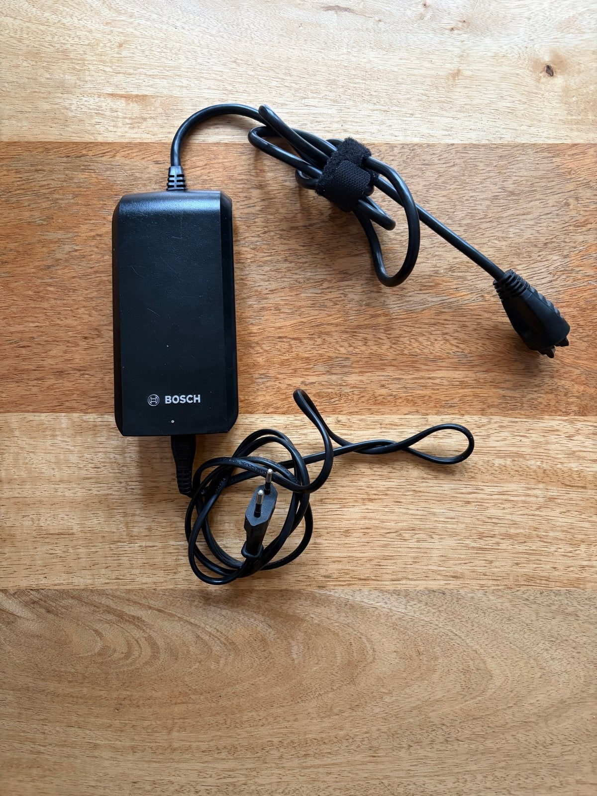 Bosch Compact Charger (BCS230) voor e-bikes, Fietsen en Brommers, Ophalen, Zo goed als nieuw