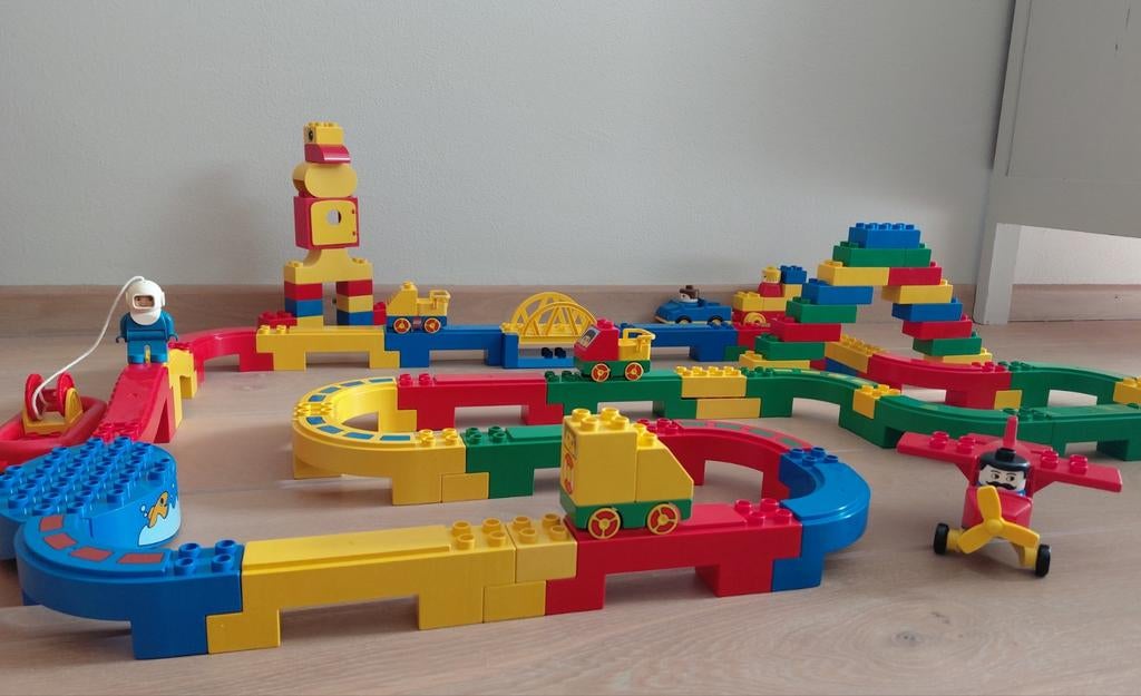 Grote Duplo treinbaan met extra blokken en figuren, Kinderen en Baby's, Speelgoed | Duplo en Lego, Gebruikt, Ophalen of Verzenden