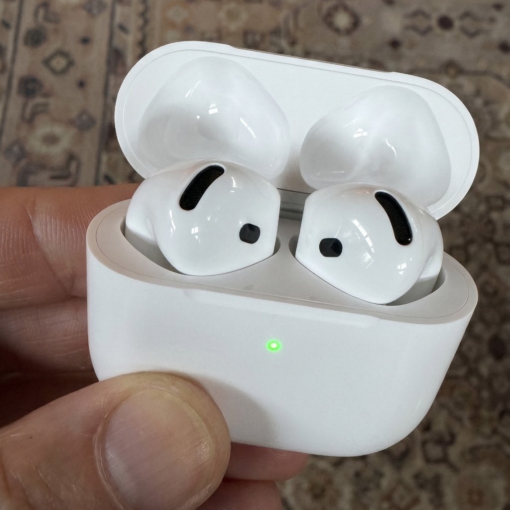 Apple AirPods 4 - met reguliere oplaadcase (USB-C), Audio, Tv en Foto, Koptelefoons, Overige merken, Zo goed als nieuw, Draadloos