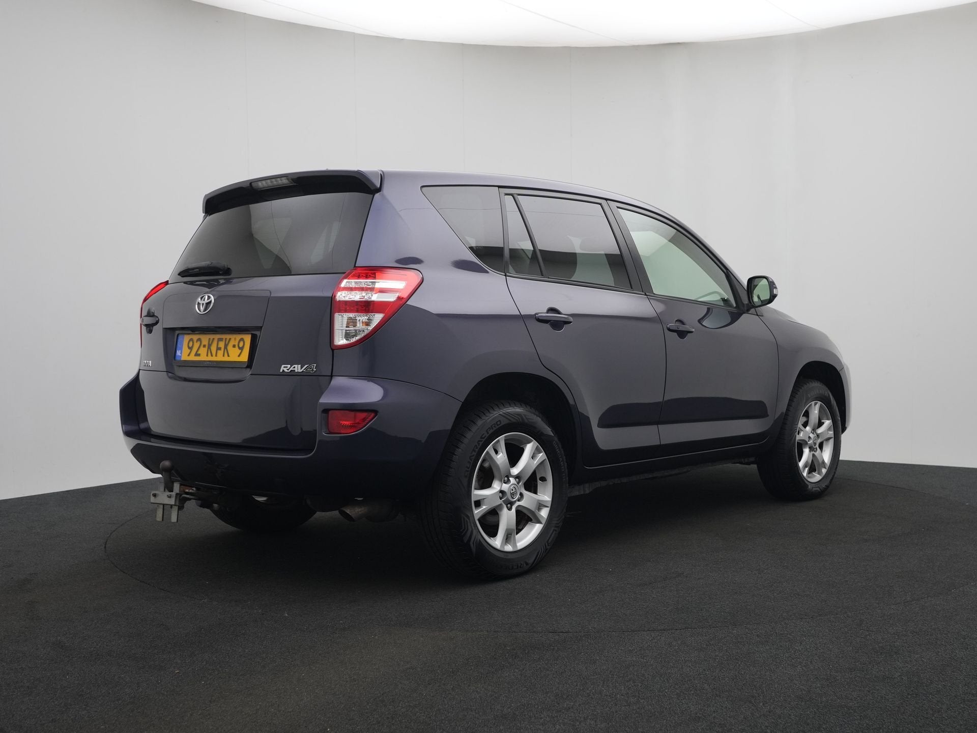 Toyota RAV4 2.0 VVTi Executive Business | NL Auto | Dealer O, Auto's, Gebruikt, Beige, 4 cilinders, Bedrijf
