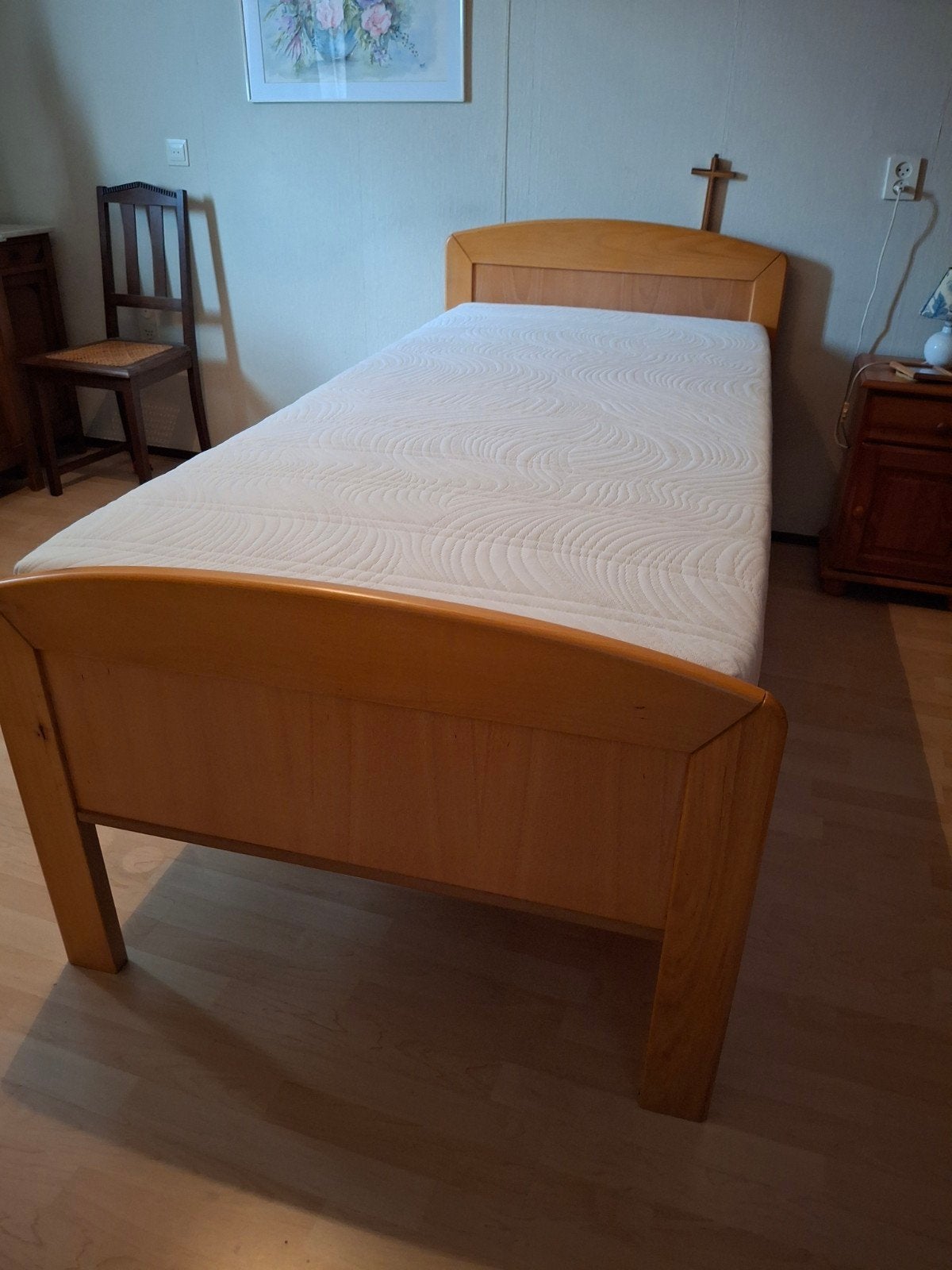 Senioren ledikant beuken 90x200 cm, Ophalen, 90 cm, Eenpersoons, Bruin