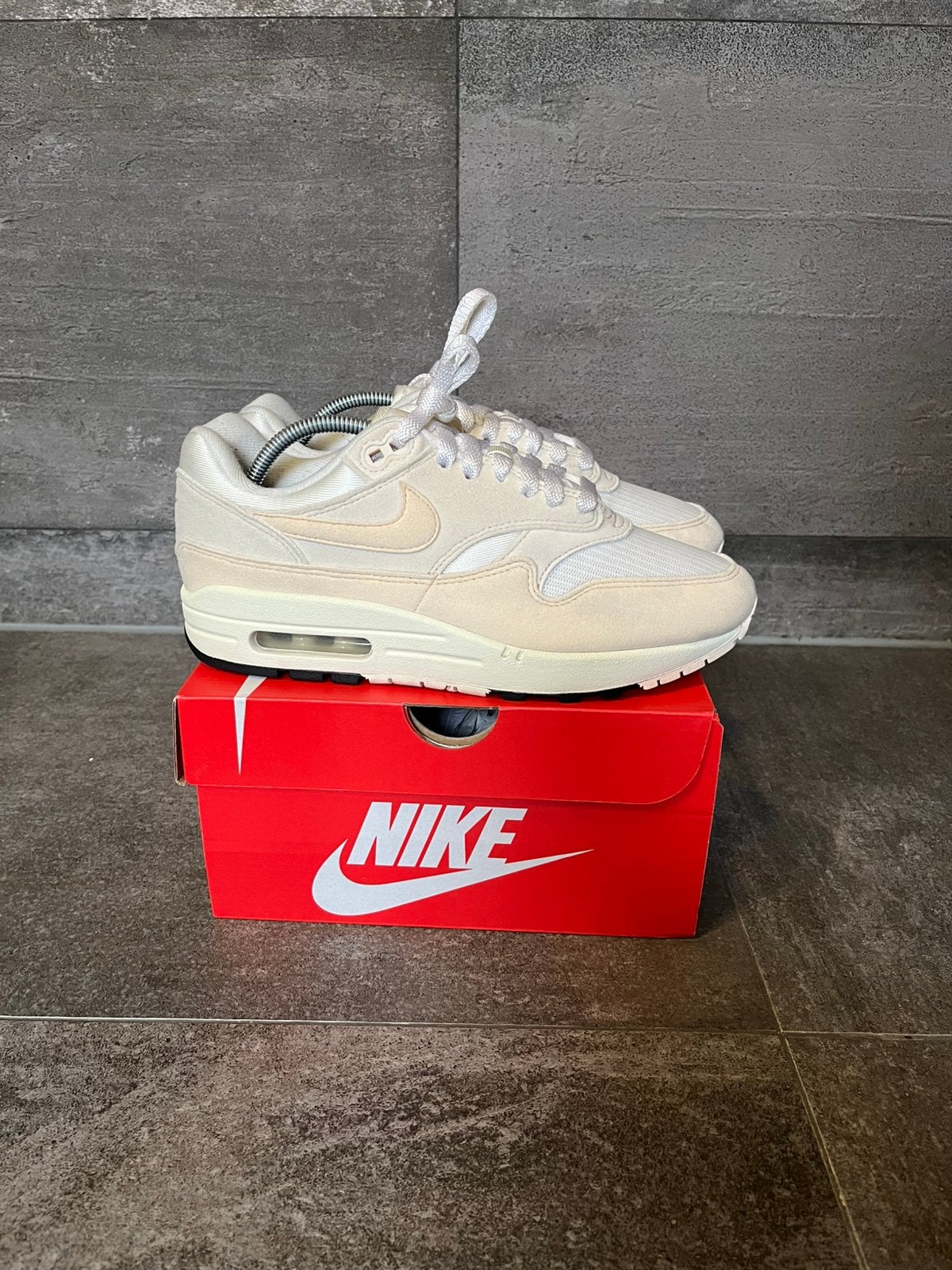 Nike Air Max 1 '87 Guava Ice | Maat 39, Beige, Ophalen of Verzenden, Sneakers of Gympen, Zo goed als nieuw
