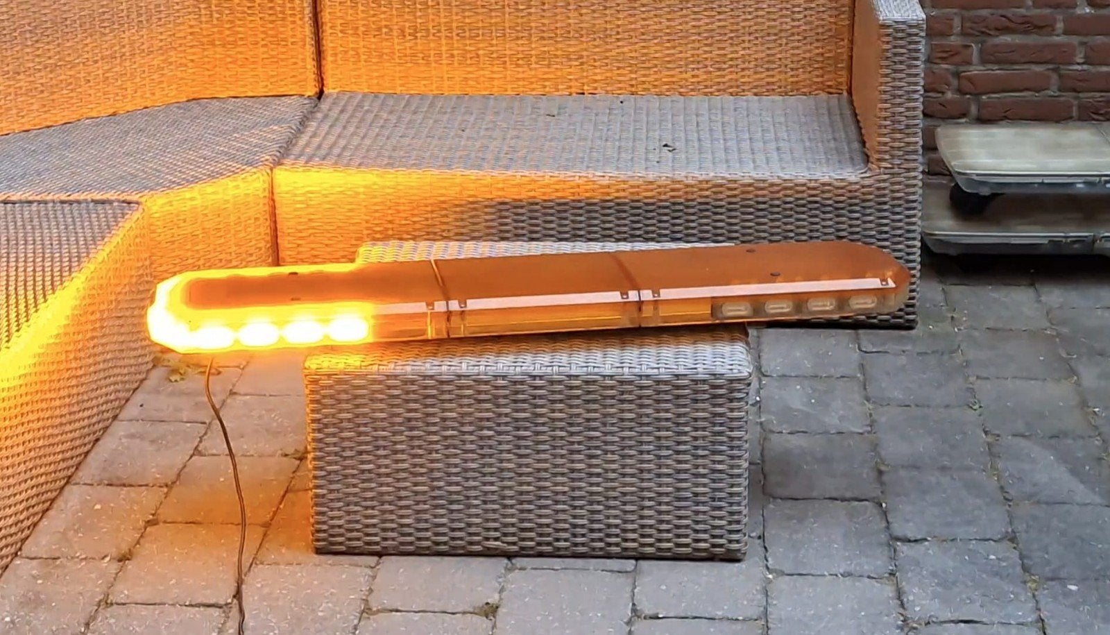 Redtronic led zwaailamp flitsbalk lichtbalk zwaailicht, Ophalen