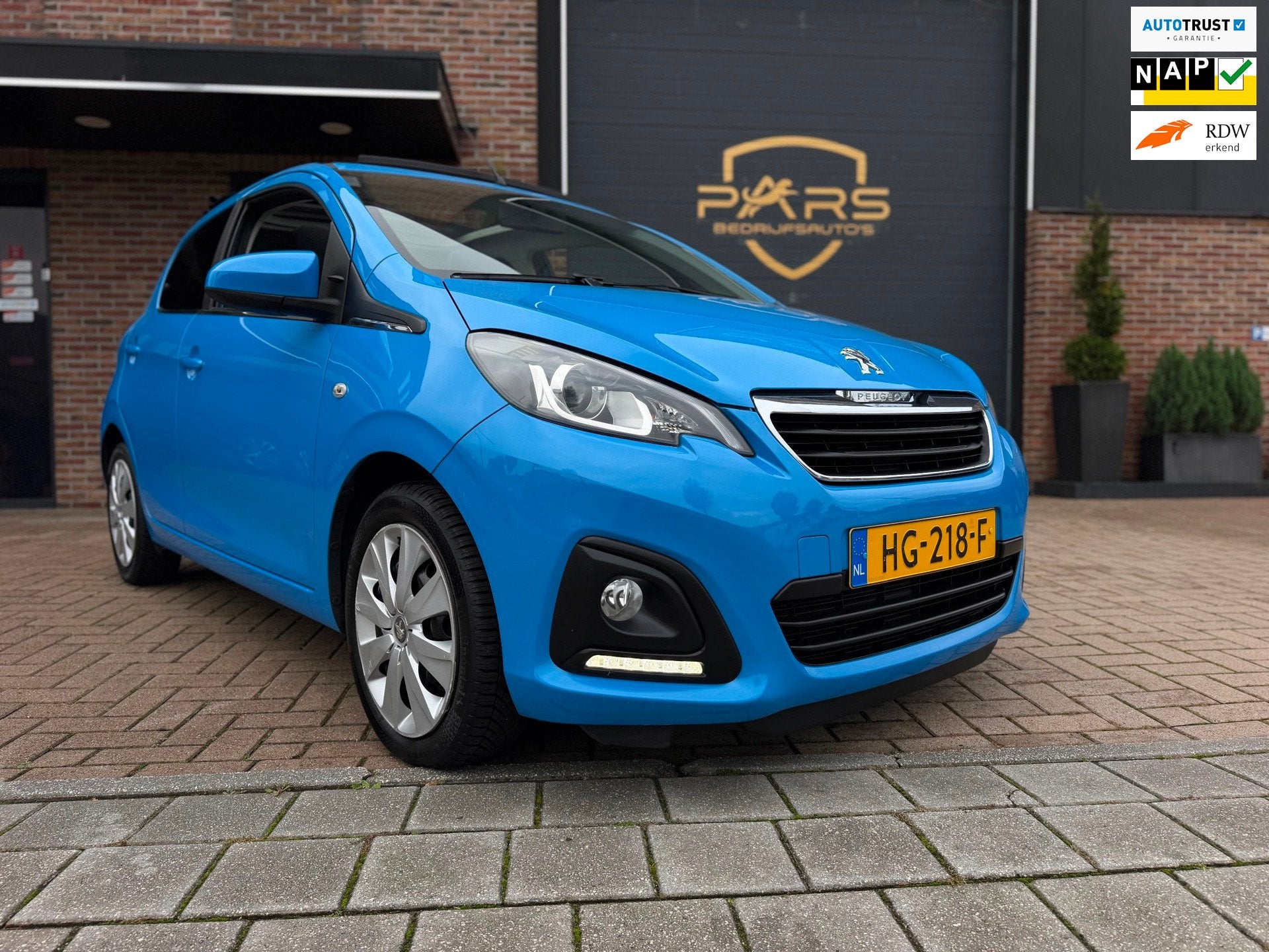 Peugeot 108 1.0 e-VTi Active TOP! Open Dak Cabrio Airco Elk., Voorwielaandrijving, Dealer onderhouden, Stof, Gebruikt