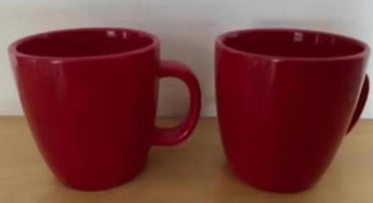 2 roze-rode mokken, bekers, mugs, Ophalen of Verzenden, Zo goed als nieuw, Overige stijlen, Kop(pen) en/of Schotel(s)