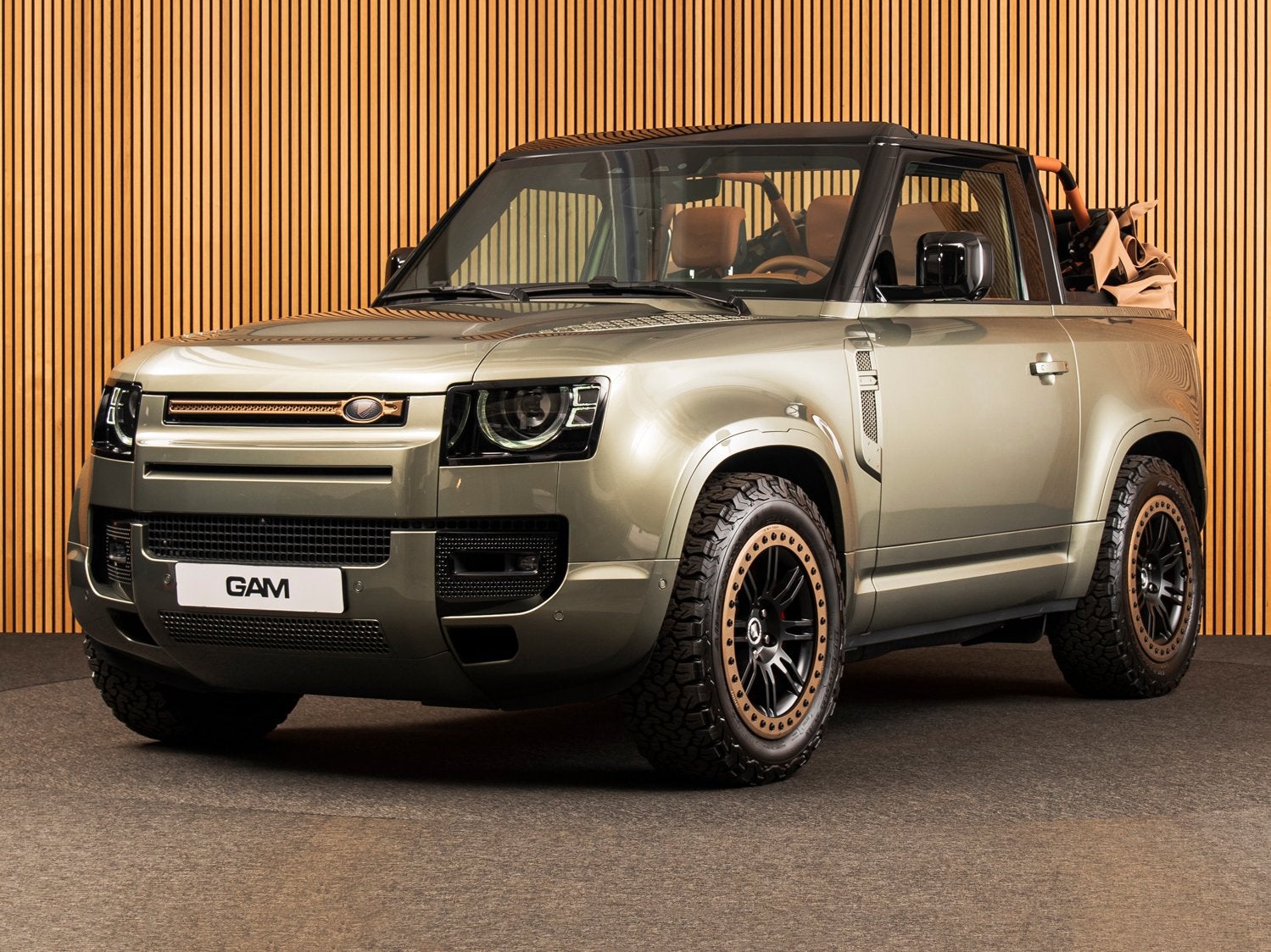 Land Rover Defender 90 5.0 P425 90 X VALIANCE CONVERTIBLE |, Automaat, 8 cilinders, 426 pk, Leder
