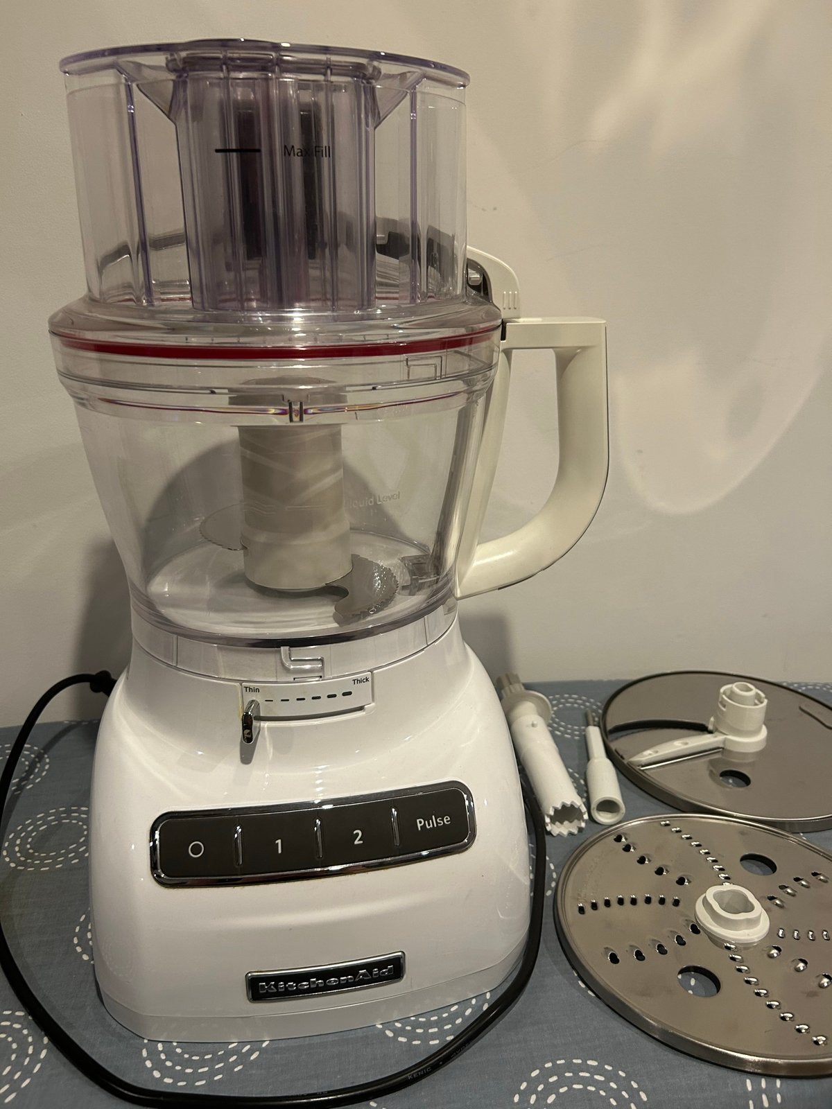 KitchenAid Foodprocessor - Wit, Zo goed als nieuw, 2 tot 3 liter, Ophalen, Zo goed als nieuw, 3 snelheden of meer