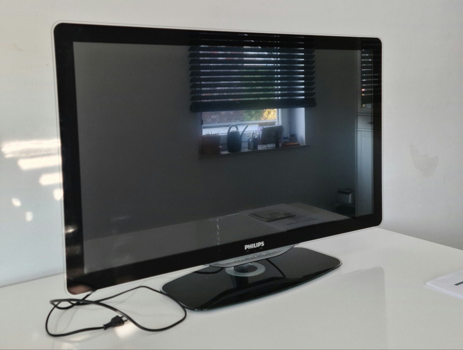 Philips 37PFL8605H/12 LCD TV met afstandsbediening, Ophalen, Philips, Gebruikt, LCD