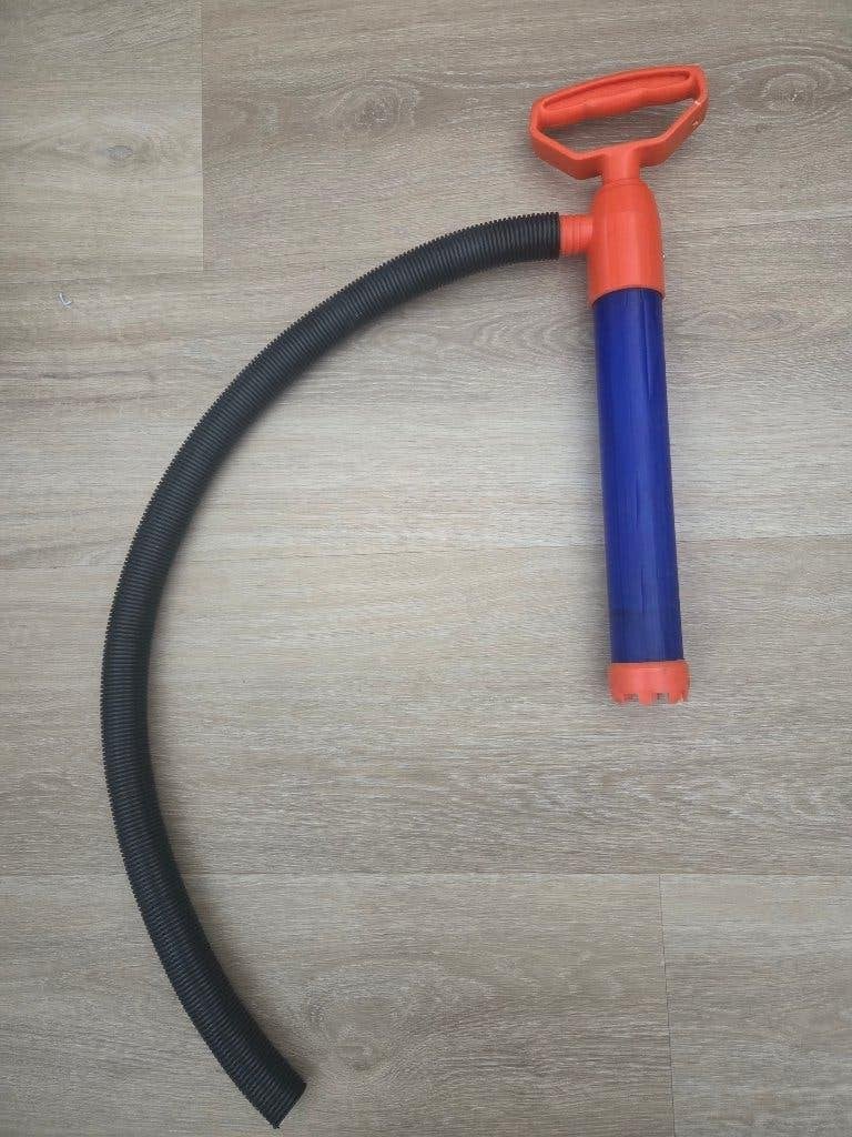 Handlenspomp/ boot, Watersport en Boten, Ophalen, Zo goed als nieuw, Zeilboot of Motorboot