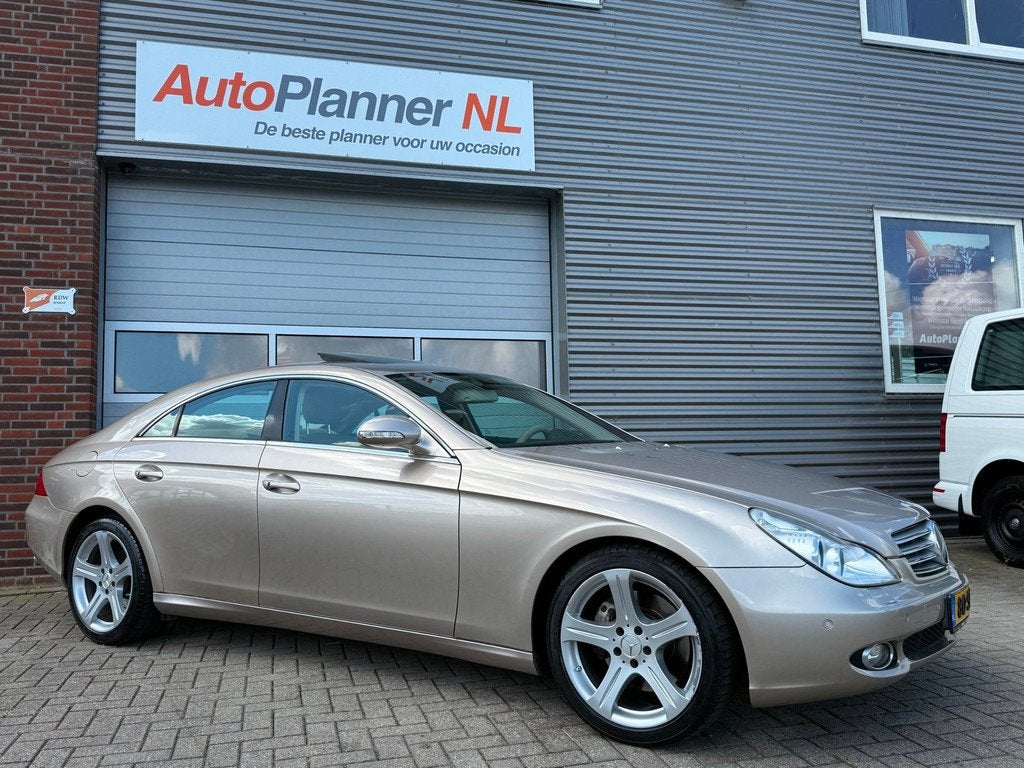 Mercedes-Benz CLS-klasse 500! Cruise! Leder! Navi! Schuifdak, Auto's, Automaat, Achterwielaandrijving, Gebruikt, Overige kleuren