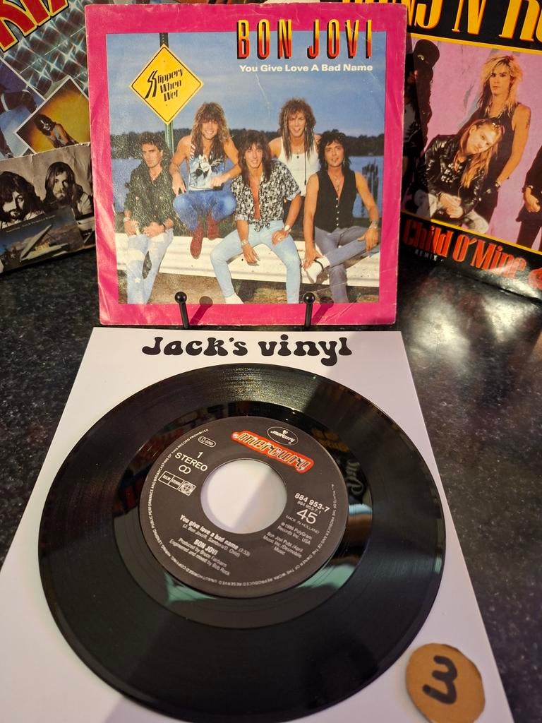 Bon Jovi - You Give Love A Bad Name (7 inch vinyl)1986/3, Cd's en Dvd's, Vinyl | Rock, Ophalen of Verzenden, Gebruikt, 7 inch
