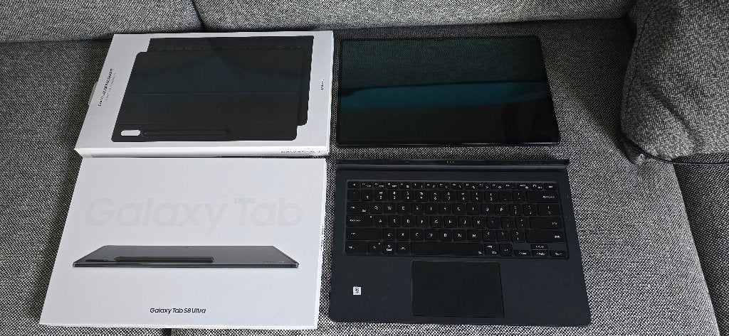 Samsung Galaxy Tab S8 Ultra + Book Cover Keyboard, Computers en Software, Ophalen, 13 inch of meer, Uitbreidbaar geheugen, Zo goed als nieuw