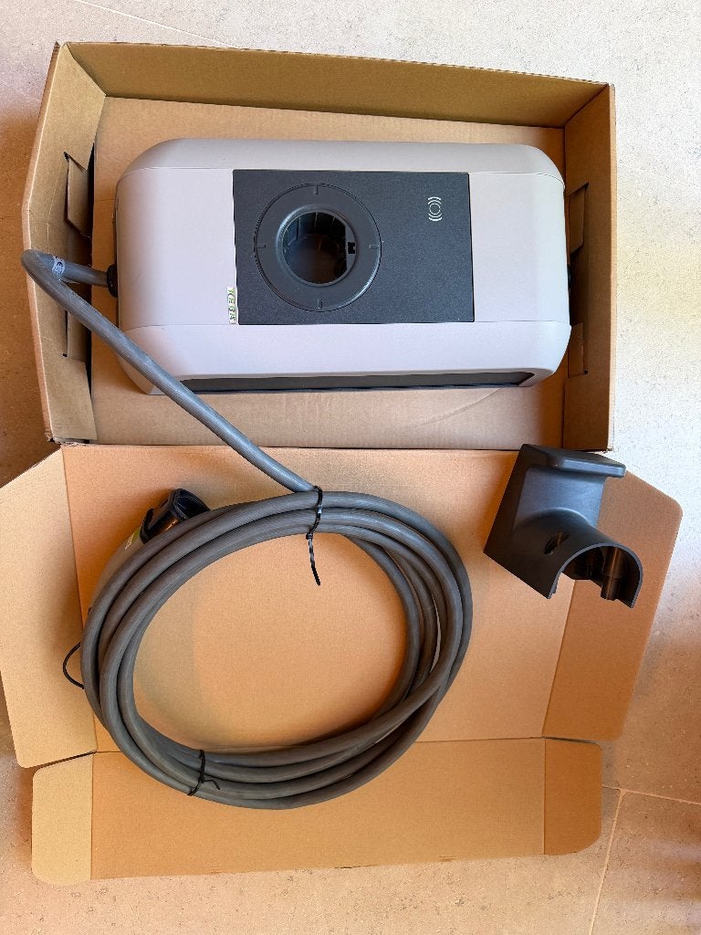 KEba KeContact Wallbox c-serie 22kW Type2 RFID-MID 6m, Ophalen of Verzenden, Zo goed als nieuw, Laadpaal en Laadkabel