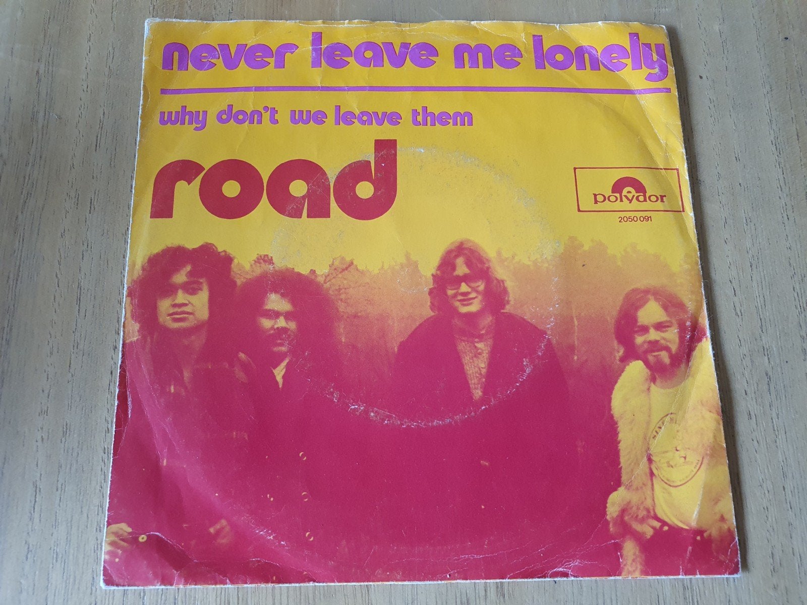 Road - Never leave me lonely, Ophalen of Verzenden, Zo goed als nieuw, Pop