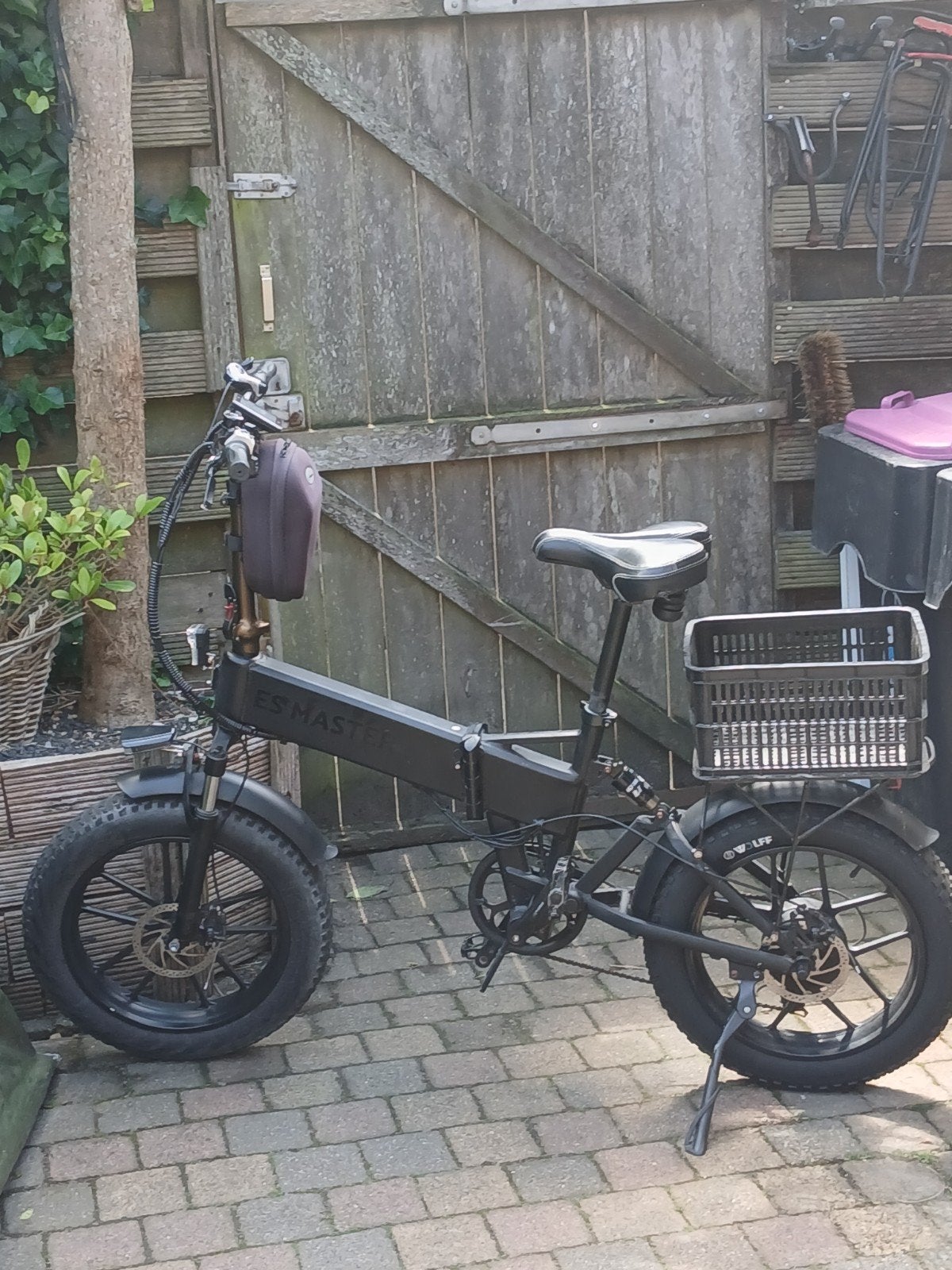 Leuke fat bike esmaster, Fietsen en Brommers, Fietsen | Vouwfietsen, Ophalen, 20 inch of meer