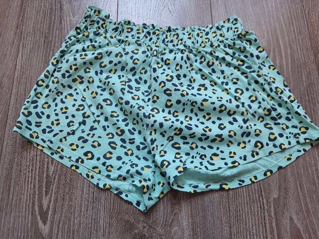 Korte broek Hema maat 146/152, Broek, Meisje, Ophalen of Verzenden, Zo goed als nieuw