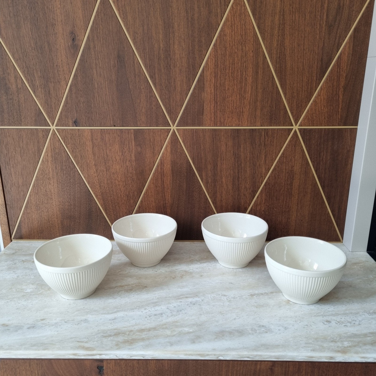 Wedgwood Windsor Diepe Kommen - Zeer Goede Staat, Porselein of Keramiek, Schaal, Rond, Geribbeld