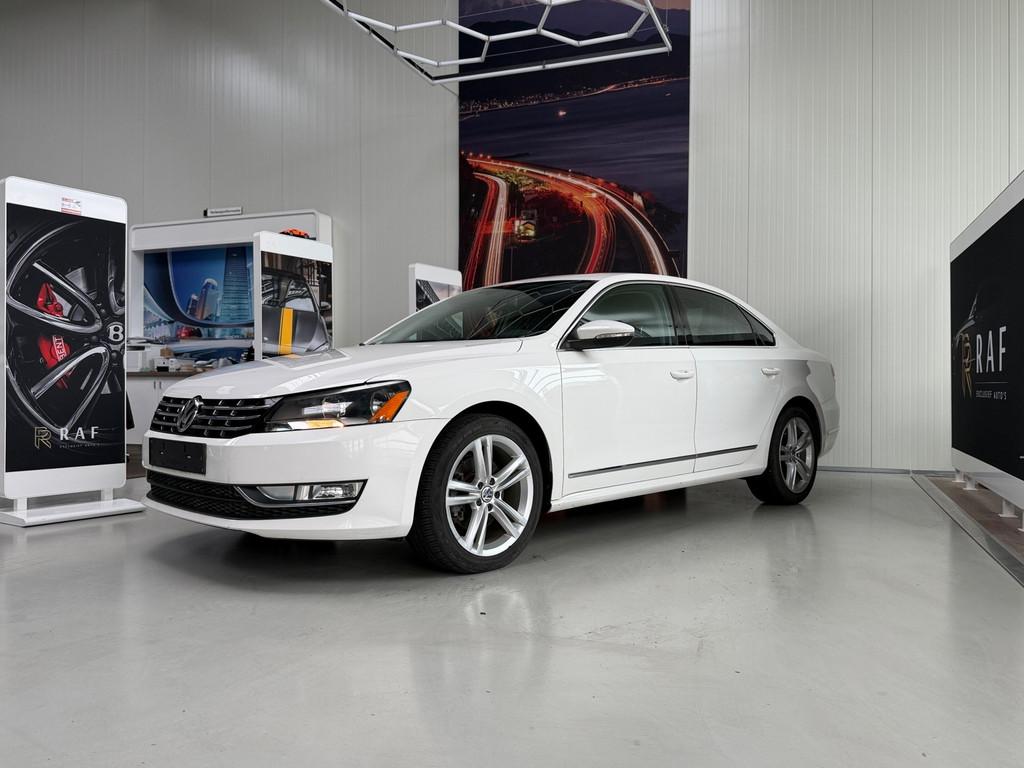 Volkswagen Passat 2.0 TDI HighlineAutomaat,Schuifkanteldak,, Gebruikt, Zwart, Wit, Bedrijf